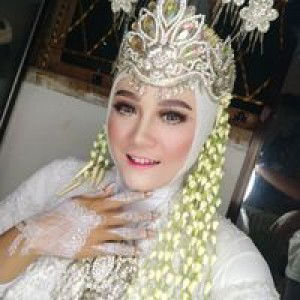 Dyan Susiana profile icon