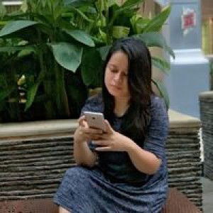 elsa saraswati profile icon