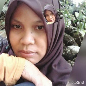 Erma Wati profile icon