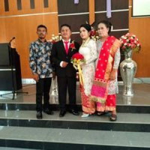 Yusnita Siahaan Hinalang profile icon