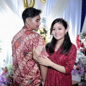 Fetty Aprianti profile icon