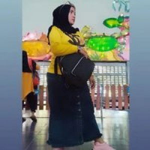 Che Ris profile icon