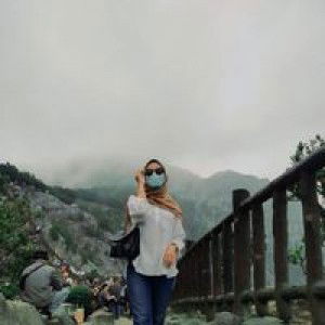 Ria Gusriawati profile icon