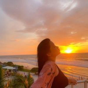 Belle Rollo profile icon