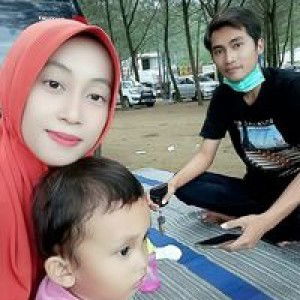 Yuni Astriani profile icon