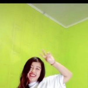 Dewi Susanti profile icon