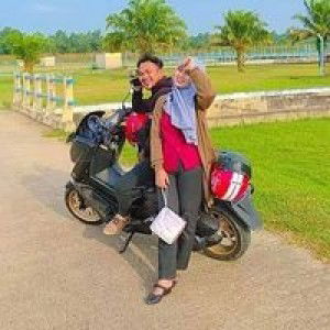 Dewi Purwati II profile icon