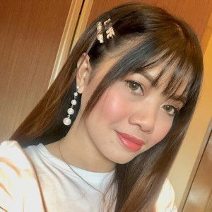 Lovely Luna profile icon