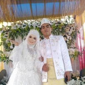 Wulan Nitra profile icon