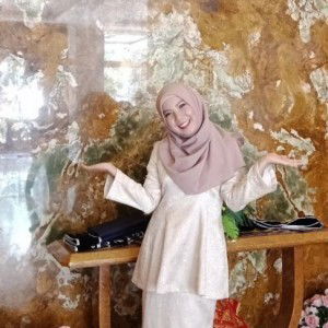 nadhira aulia profile icon