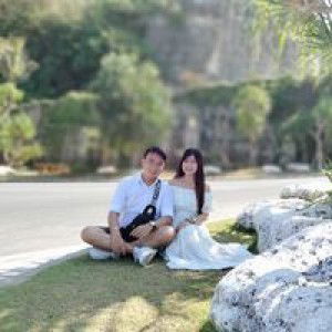 Elvia Saputri profile icon