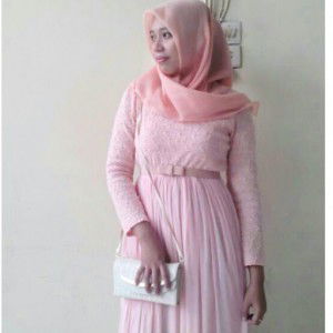 Dwi Saptarini profile icon