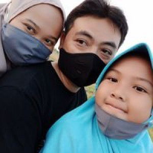 Evy Zahra profile icon