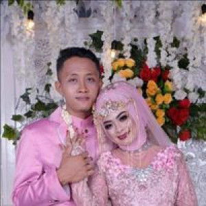 Puji Rahayu profile icon