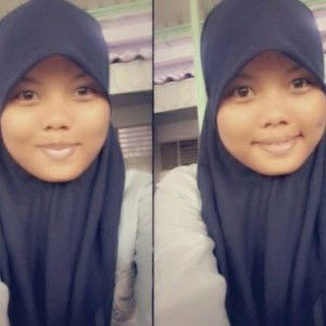 riris sarasweni profile icon