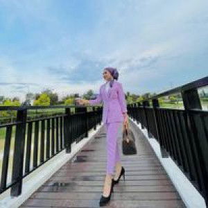 Nur Emylia Jasvien profile icon