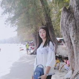 Apinya Piowpat profile icon