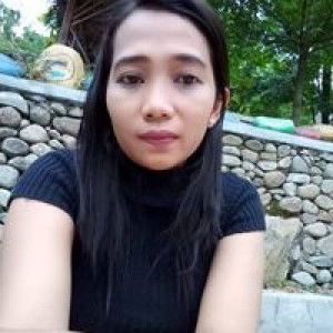 eva cahyani profile icon