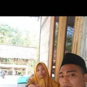 Lailatul Mukaromah profile icon