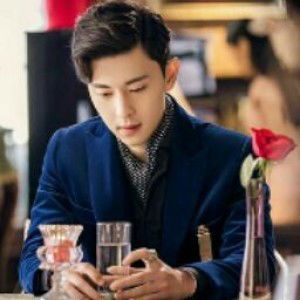 tri handayani profile icon