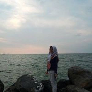 Saadatul Farikhah profile icon