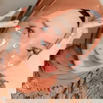 AGIL BUNGA UTARI profile icon