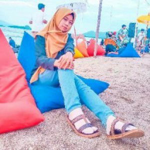 Esy Henita profile icon