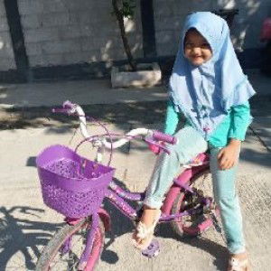 Anna daim profile icon