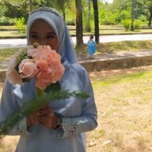 nur raisya delisya profile icon