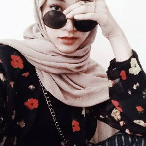 Vania Gharsina profile icon