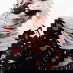 Vania Gharsina profile icon