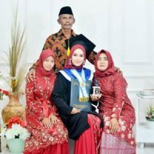 Anggra Eni profile icon