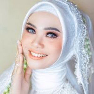 Riska Stefani profile icon