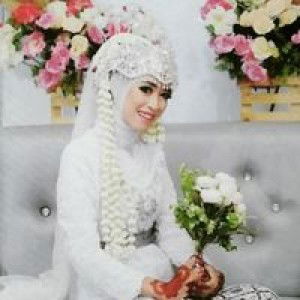 Diah Puji profile icon