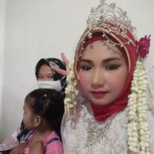 Dinda Ayu profile icon