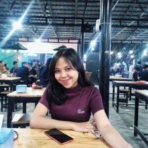 Shylvi Komala profile icon