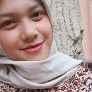 Selly Julianti Part II profile icon