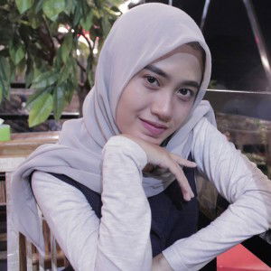 Dewi Asiyah profile icon