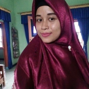 Siti Komariyah profile icon