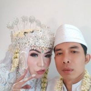 Dian Ezza profile icon