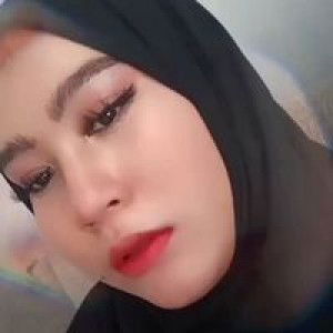 Siti Komaria profile icon