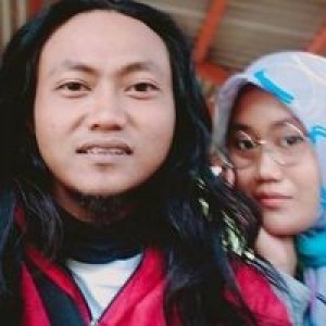 Dwi Hari Yanti profile icon