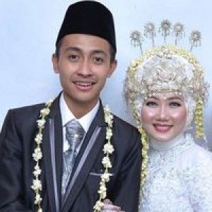 Eka Cahyati profile icon