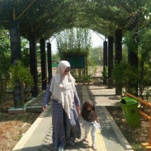 neny indah profile icon