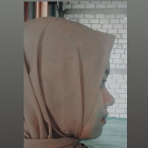 Putri N profile icon