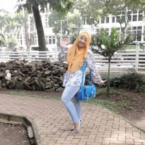 Rahmi Muharomah profile icon