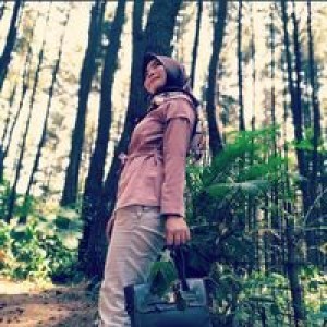 Adella Alfiani profile icon