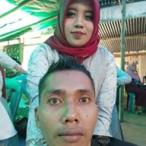 Retno Widiastuti profile icon