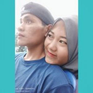 Sri Wahyuni profile icon