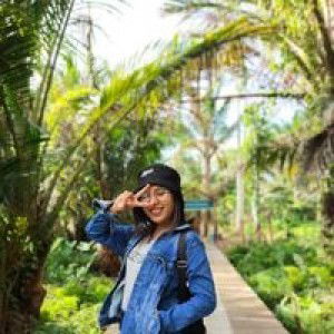 Dewi Oktarina profile icon